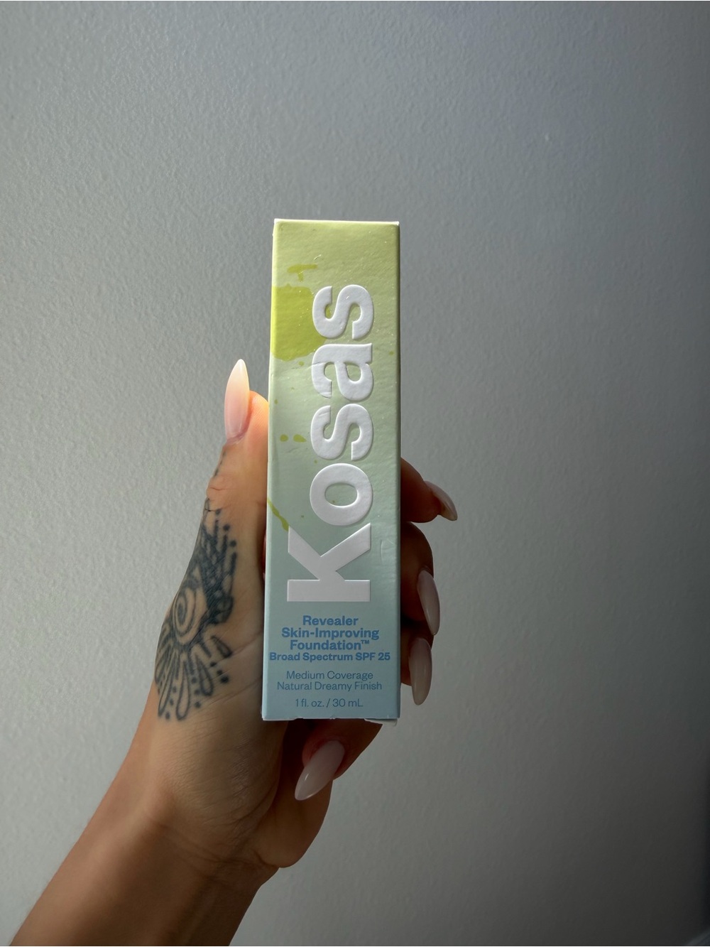 Kosas Revealer Foundation - Light Medium Neutral Olive 210